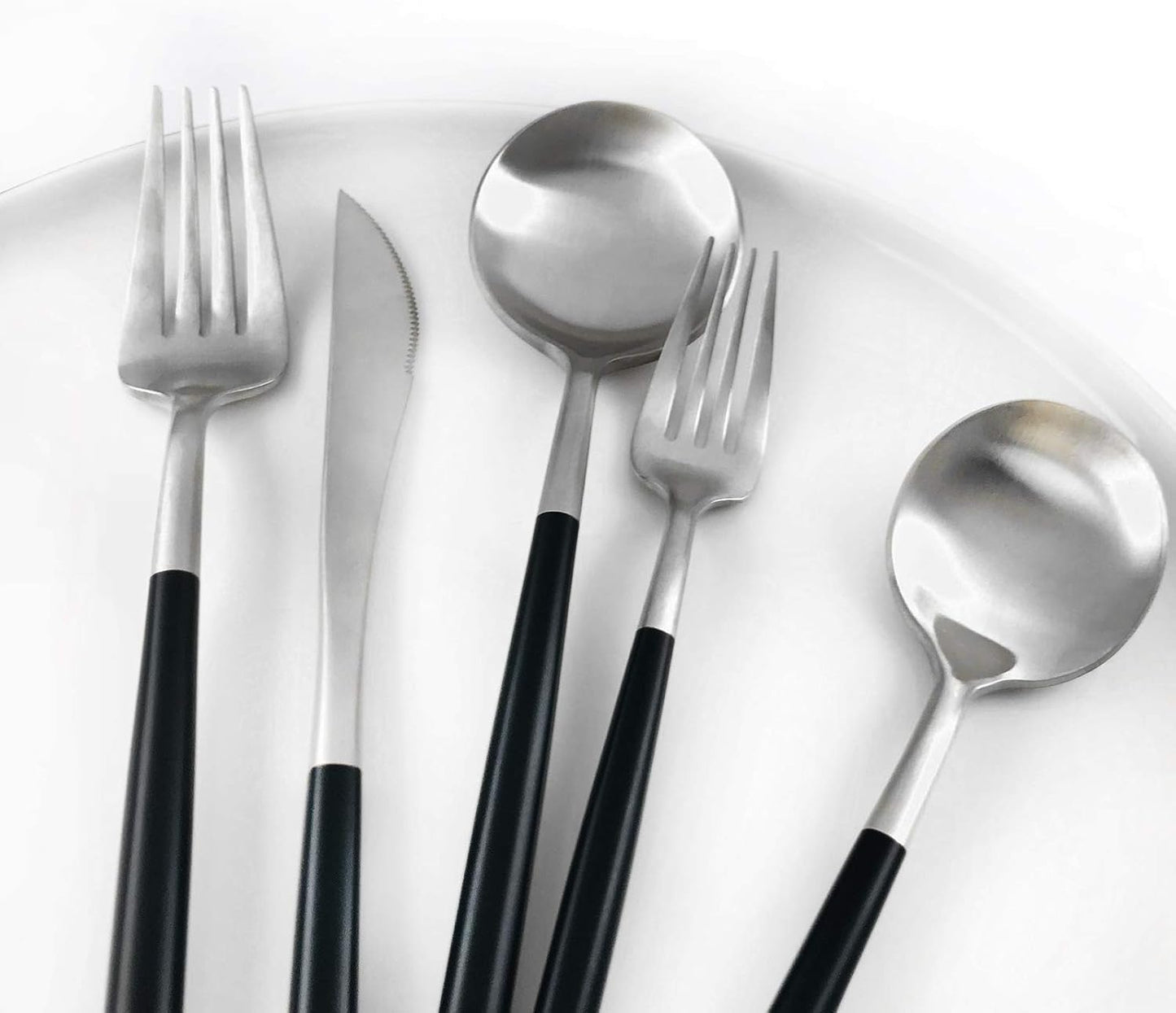 Gugrida Black Silver Flatware, Royal 20 Piece Matte Black Handle 18/10 Stainless Steel Tableware Sets for 4 Including Forks Spoons Knives, Camping Silverware Travel Utensils Set Cutlery (Black Silver)