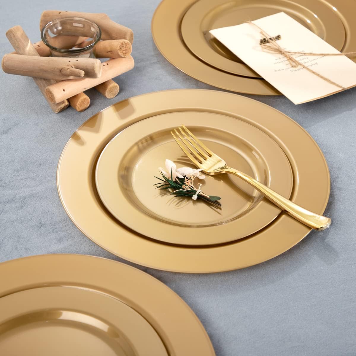 DaYammi 180pcs Gold Plastic Plates Gold Disposable Plates Plastic Silverware Include 30 Dinner Plates 30 Dessert Platos 30 Fork 30 Knives 30 Spoon 30 Cup for Party
