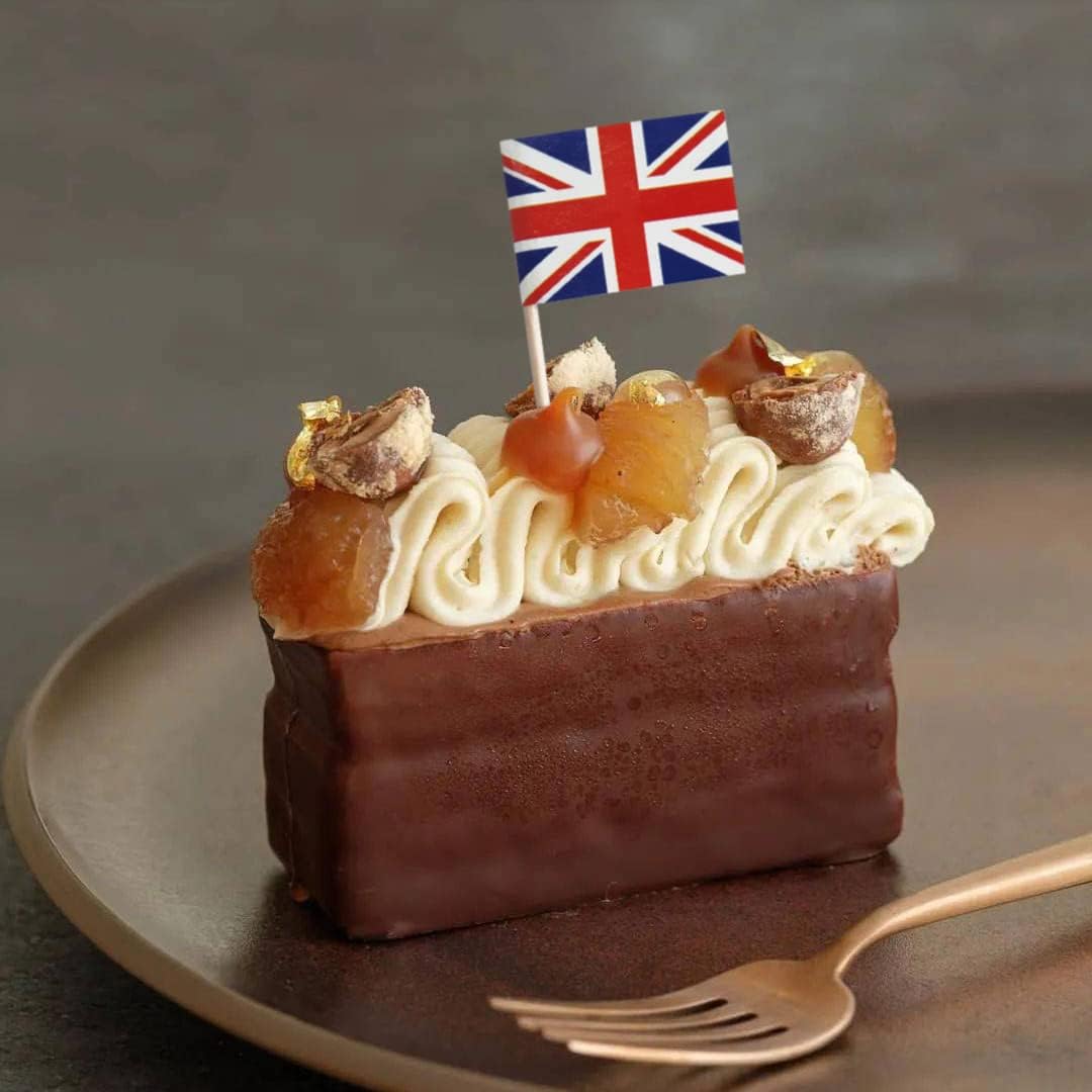 100 Pack United Kingdom Flag British Toothpick Flags, Cocktail Picks Mini Stick Cupcake Toppers Country Picks Party Decoration Celebration Cocktail Food Bar Cake Flags (United Kingdom)