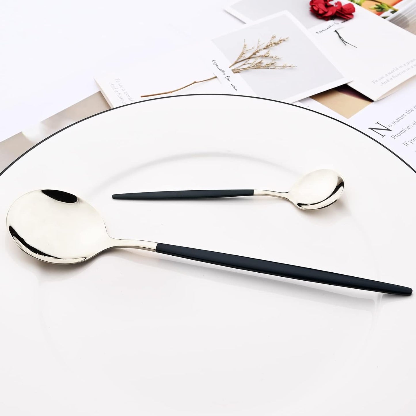 Mirror Cutlery Serving Set, 24-piece 18/0 Stainless Steel Silverware With Green Handle Simple & Modern Tableware For Home Party Restaurant Christmas Dinner, Service For 6 (Green Silver)