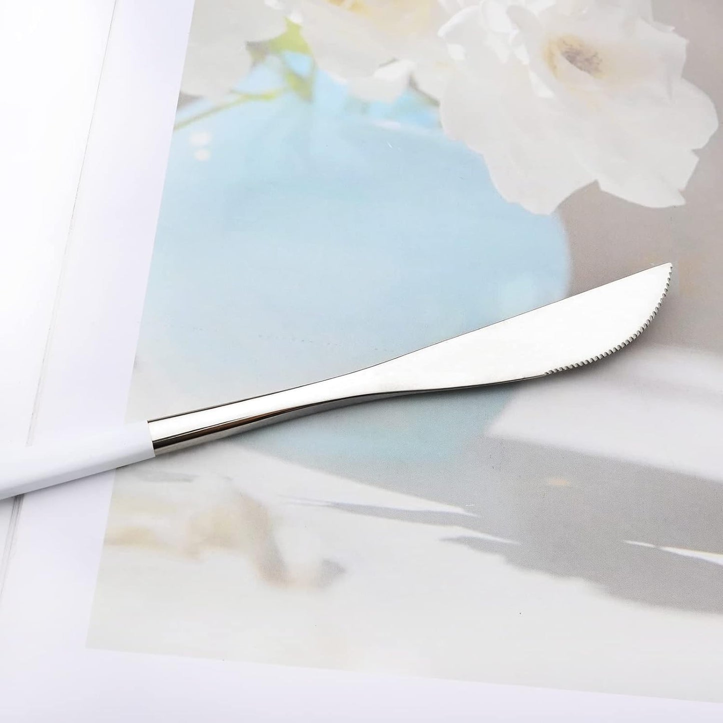 Mirror Cutlery Serving Set, 24-piece 18/0 Stainless Steel Silverware With White Handle Simple & Modern Tableware For Home Party Restaurant Christmas Dinner, Service For 6 (White Silver)