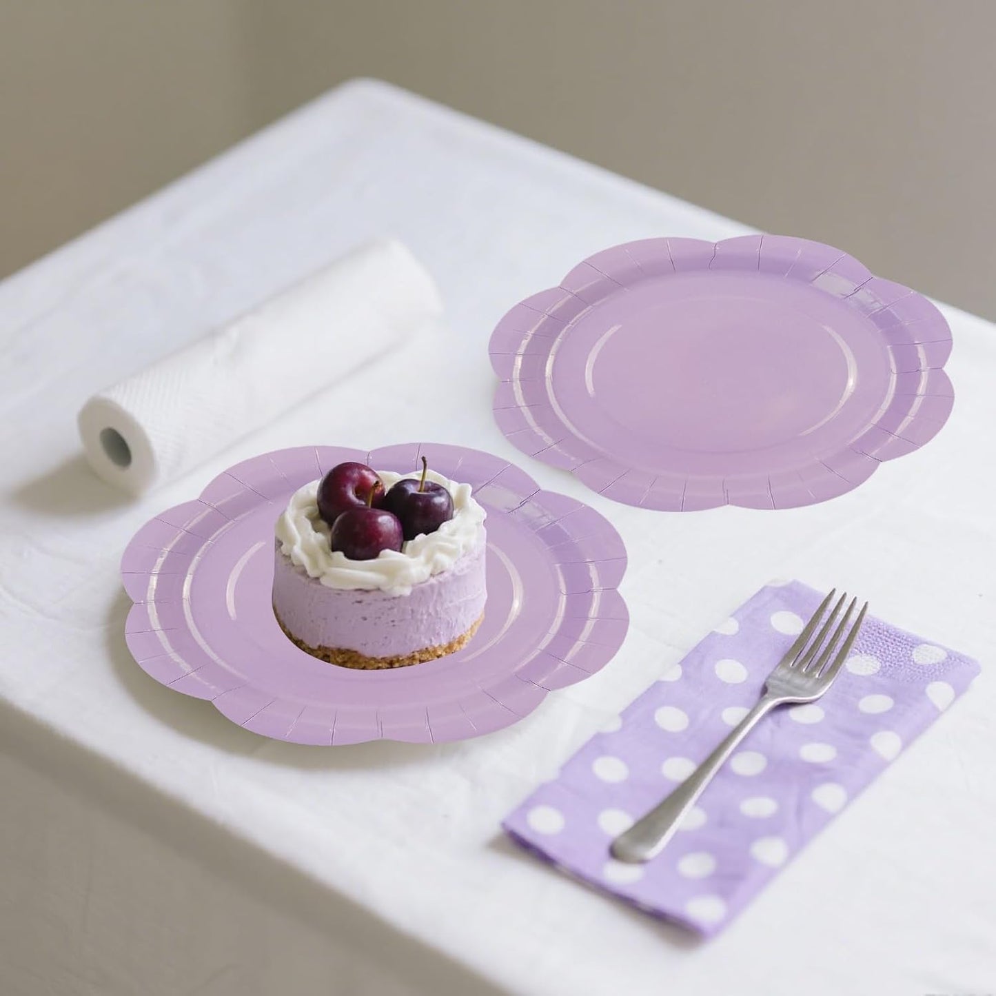 50 Pack Light Purple Paper Plates 7 Inch, Disposable Scalloped Plates Cake Dessert Plate for Dinner Baby Shower Wedding Bridal Shower Birthday Party Supplies (Light Purple, 7 inch)