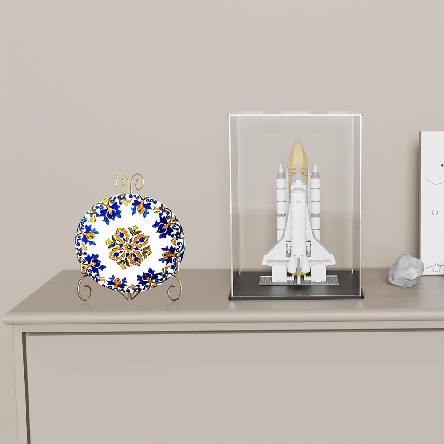 SVENJBB Gold Iron Plate Stand, 8 Inch Plate Holder for Display, Small Metal Plate Display Stands for Cookbook, Picture Frame, Photo, Decorative Plates (8 Inch, 1 Pack)