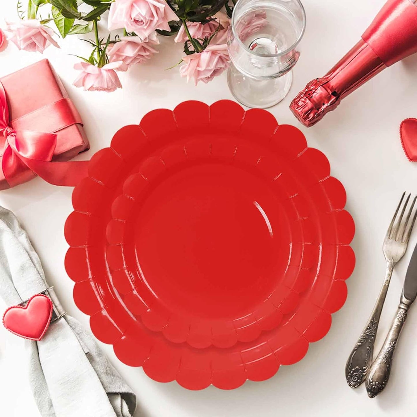 50 Pcs Red Scalloped Paper Plates 25 × 7'' and 25 × 9'' Disposable Red Scalloped Dinner Plates for Wedding Baby Shower Birthday Party Disposable Dessert Plate