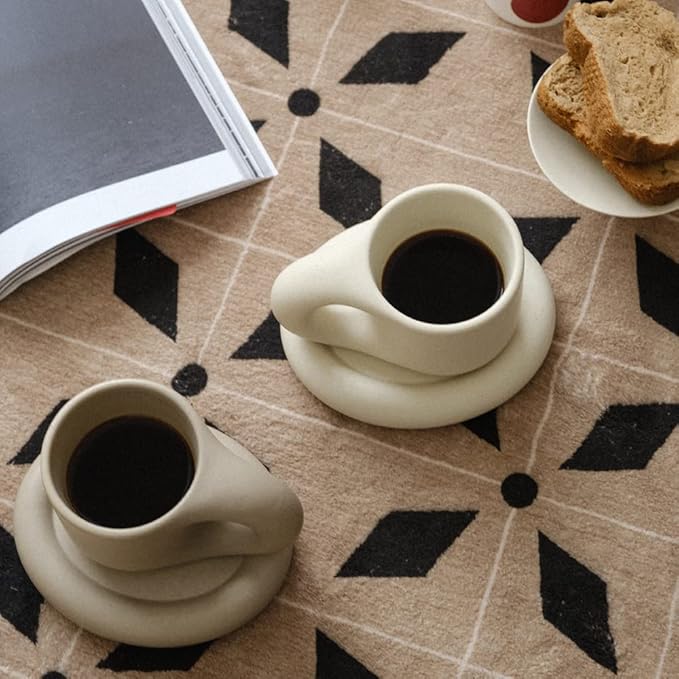 WENSHUO Chubby Funny Coffee Mug, Novelty Cute Cup and Saucer, Matte Crème, 9 oz (Coconut Café)