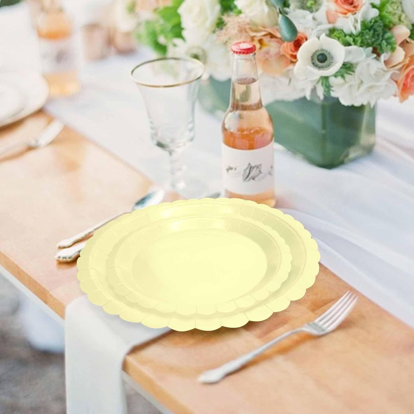 50 Pcs Yellow Scalloped Paper Plates 25 × 7'' and 25 × 9'' Disposable Yellow Scalloped Dinner Plates for Wedding Baby Shower Birthday Party Disposable Dessert Plate