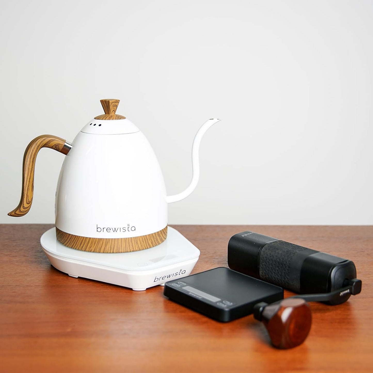 Brewista Artisan Electric Gooseneck Kettle, Water Boiler with LCD Panel, Precise Temperature Control, Fast Boiling and Keep Warm Settings for Pour-Over Coffee & Tea, Café, 1 Liter (Pearl White Base)