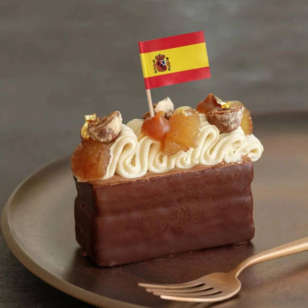 100 Pack Spain Flag Spanish Toothpick Flags, Cocktail Picks Mini Stick Cupcake Toppers Country Picks Party Decoration Celebration Cocktail Food Bar Cake Flags (Spain)
