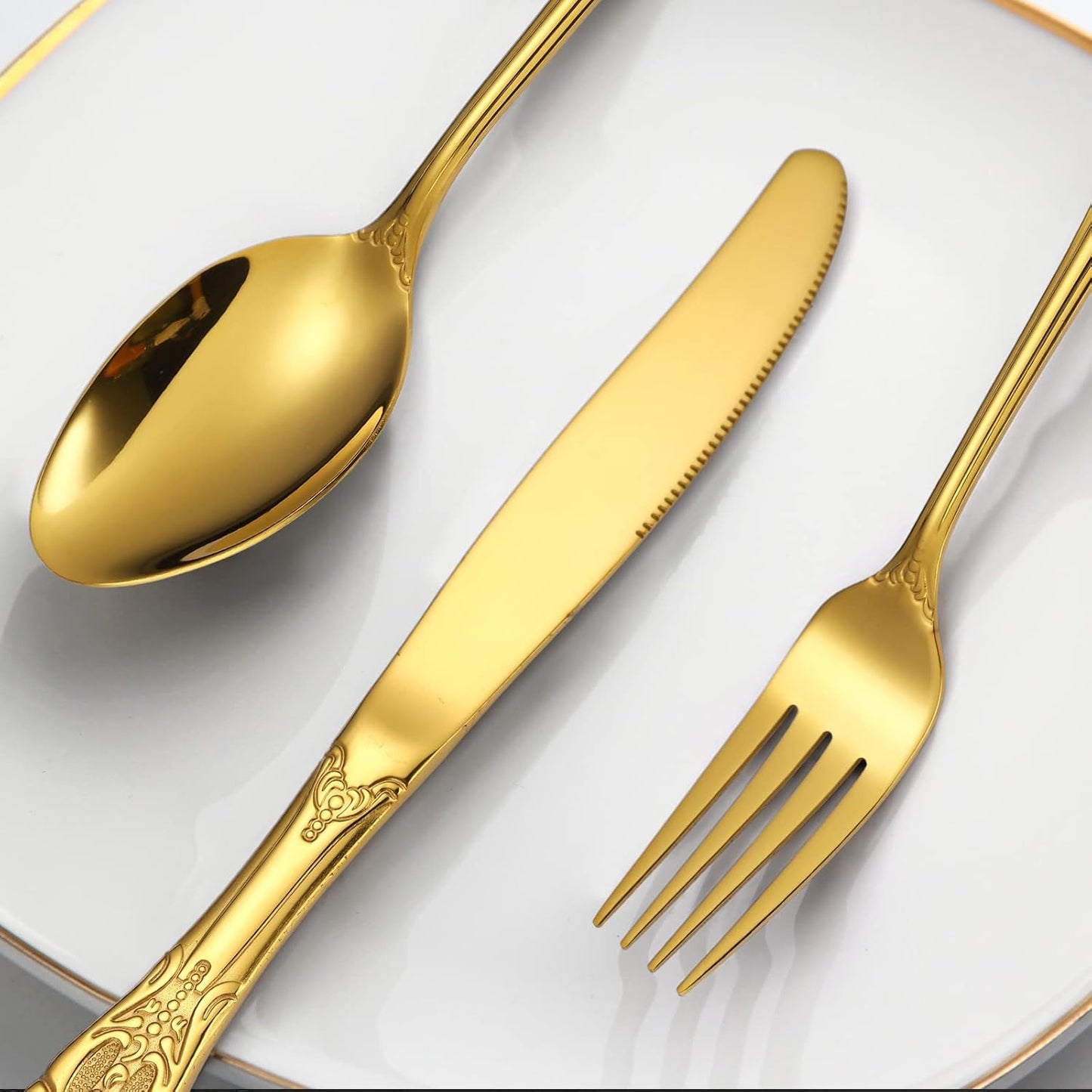 Retro Silverware Gold Set for 4 Stainless Steel Flatware Royal 20 Piece Cutlery Sets Knives Spoons Forks Vintage Hollow Relief Design Durable Festival Parties Daily Kitchen Utensils