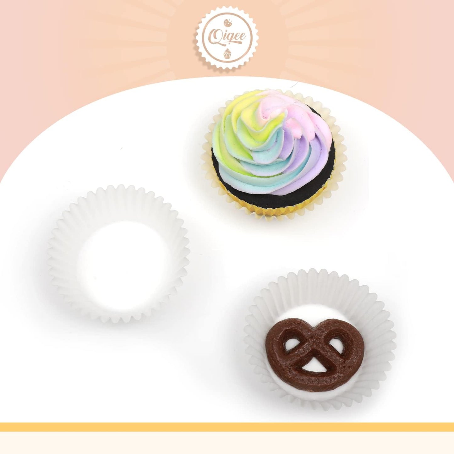 qiqee 600pcs White Cupcake Liners Muffin Linner No Smell, Food Grade Baking Cups（Standard Size）