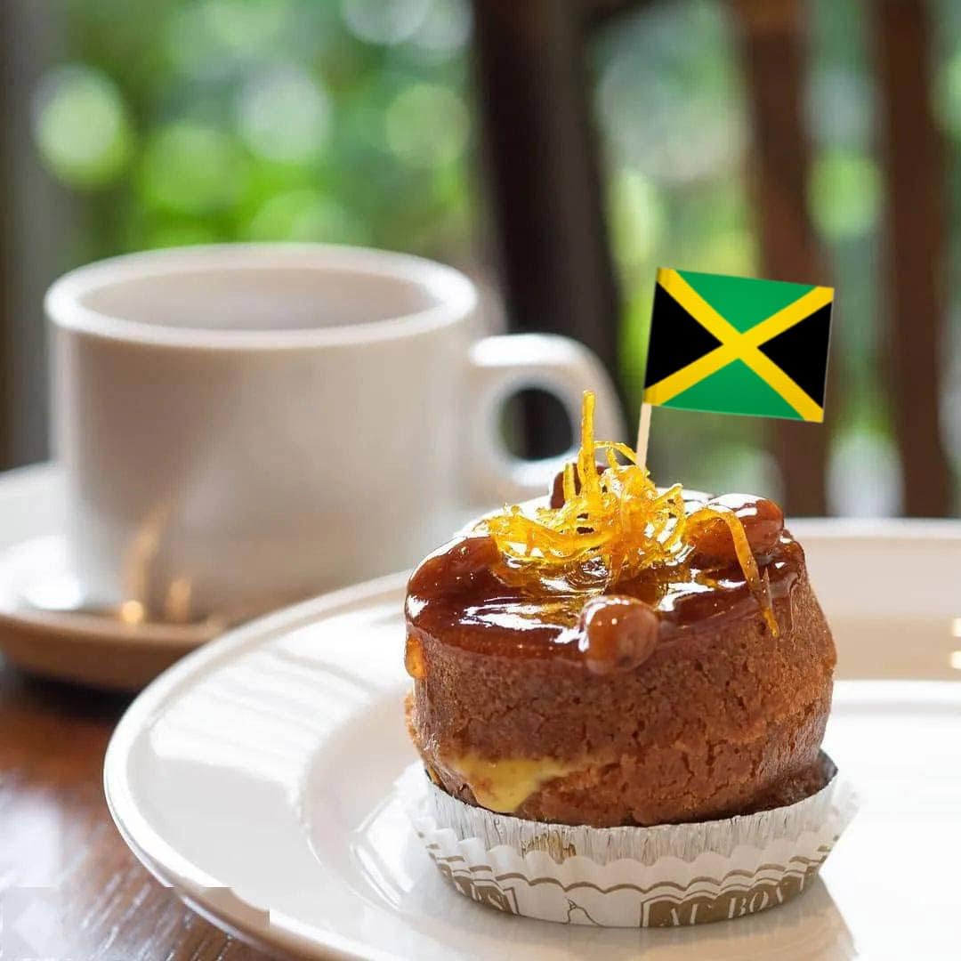 100 Pack Jamaica Flag Jamaican Toothpick Flags, Cocktail Picks Mini Stick Cupcake Toppers Country Picks Party Decoration Celebration Cocktail Food Bar Cake Flags (Jamaica)