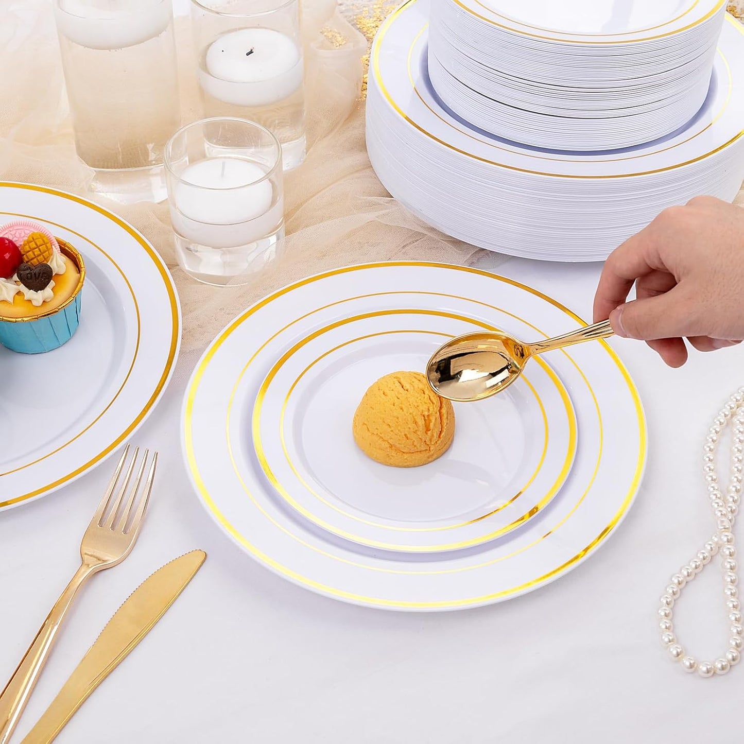 I00000 300 Pcs Gold Plastic Plates for 50 Guests.Disposable Dinnerware for Party,Plastic Dinnerware Set of 100 Plates,200 Gold Silverware Set(50 Spoons,50 Knives,100 Forks)