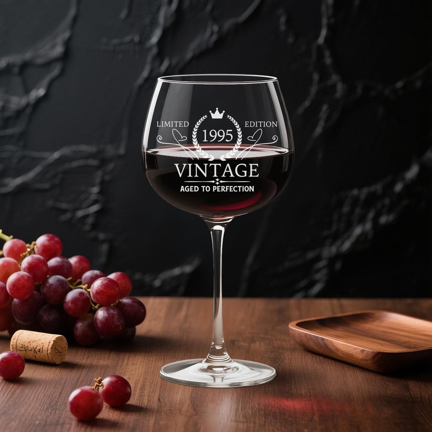 30th Birthday Gifts for Her Women, Best Gifts for 30 Year Old Woman, Vintage 1995 Engraved 30th Wine Glass, Unique 30 Year Old Birthday Decorations for Women, Turning 30 Presents