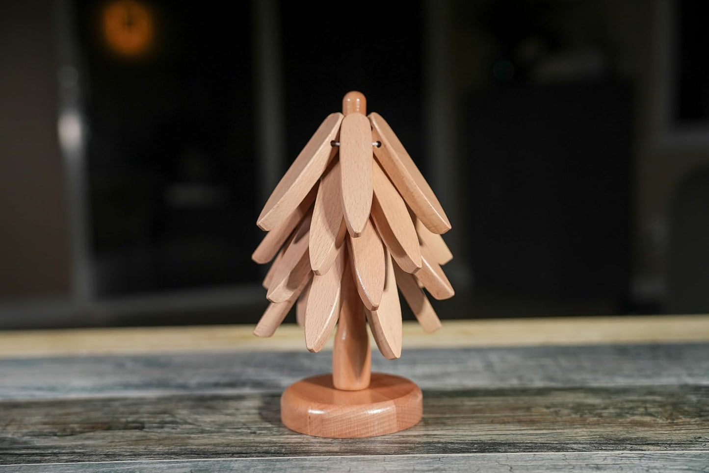 Wooden Trivets for Hot Dishes, Tree Trivet Set, Stackable Tree Coasters for Hot Dish, Pot, Bowl, Teapot, Includes 4 Trivets, 1 Stand, and 4 of Choice (Natural Wood)