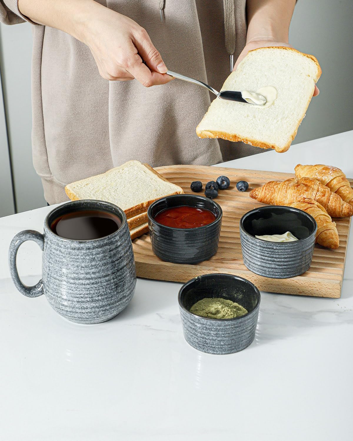 Hasense 4 oz Ramekins Oven Safe,Ceramic Creme Brulee Dish for Baking Set of 6,Porcelain Dipping Sauce Bowls for Pudding, Souffle,Serving Dip,Custard,Ice Cream, Grey