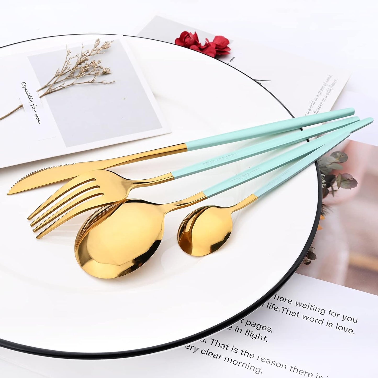 Mirror Cutlery Serving Set, 24-piece 18/0 Stainless Steel Silverware With Mint Green Handle Simple & Modern Tableware For Home Party Dinner, Service For 6 (Mint Green Gold)