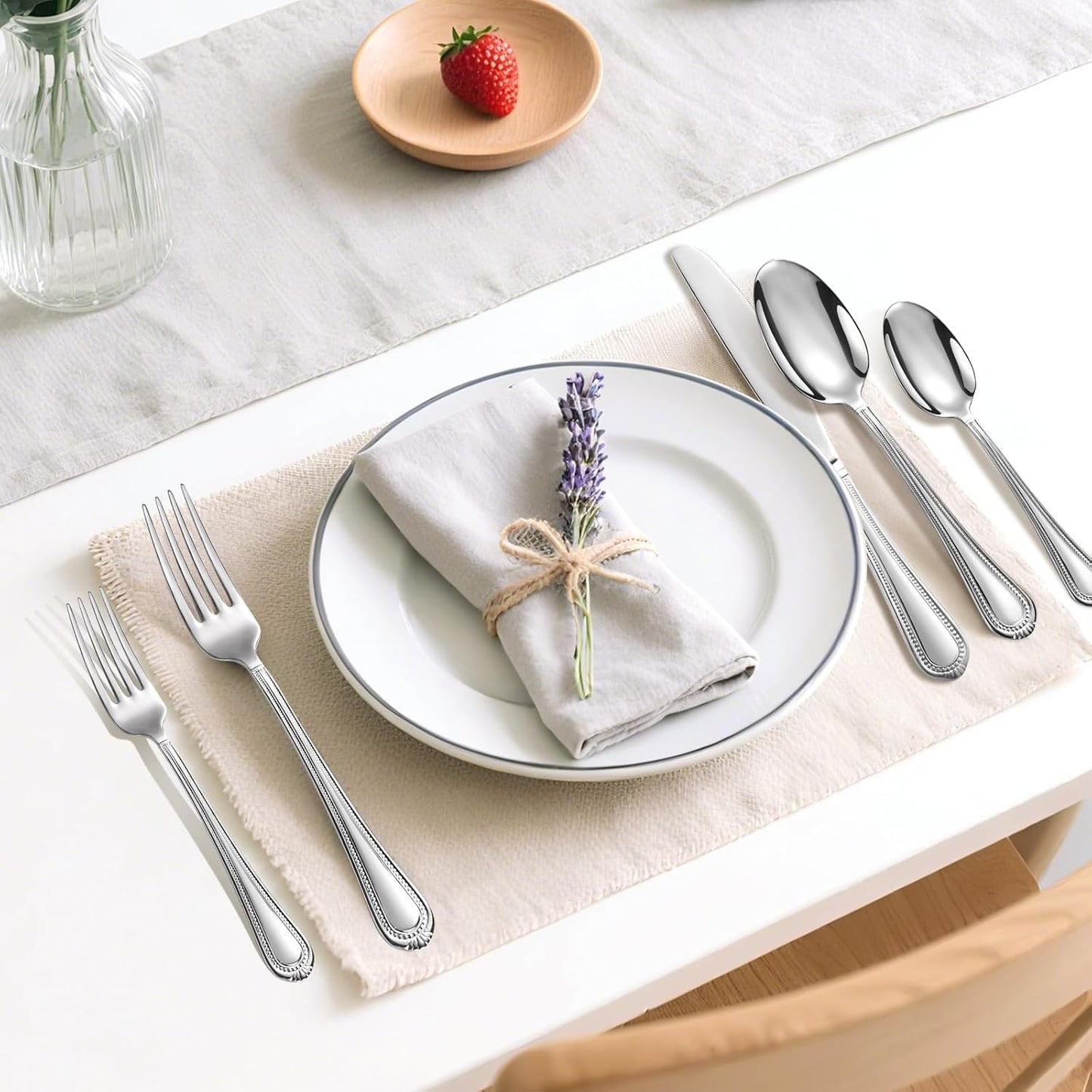 Lazycorner Silverware Set for 4, 20-Piece 18/10 Stainless Steel Flatware Set, Mirror Polished Modern Cutlery Set include Fork Knife Spoon Set(Dishwasher Safe)