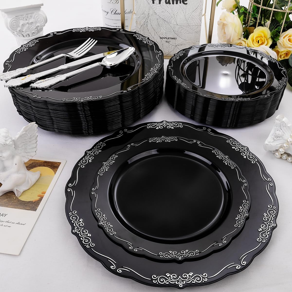 DaYammi 150 Pcs Black Silver Plastic Plates & Silver Plastic Silverware,Black silver Disposable plates for Include 30 Dinner Plate,30 Dessert Plate,30 Knives,30 Forks,30 Spoons for Halloween Party