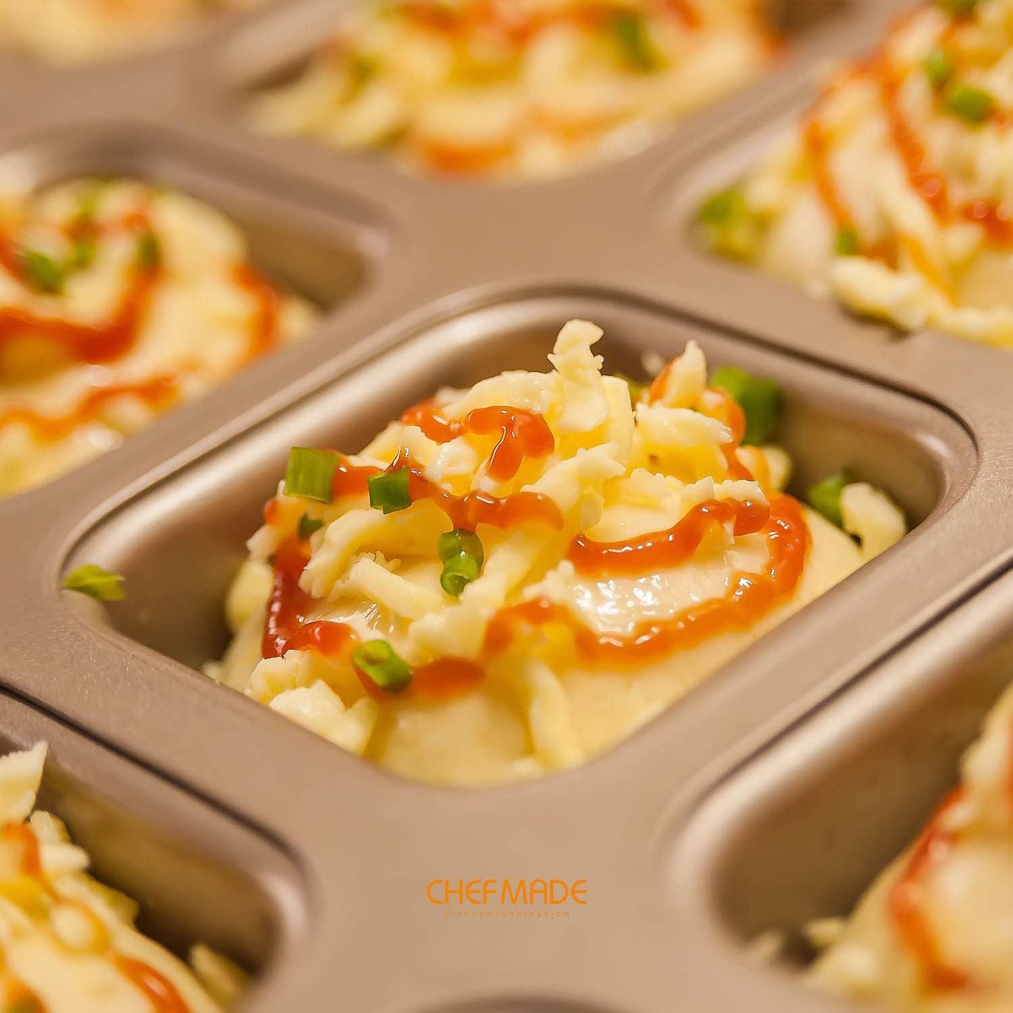 CHEFMADE Brownie Cake Pan, 12-Cavity Non-Stick Square Muffin Pan Blondie Bakeware for Oven Baking (Champagne Gold)