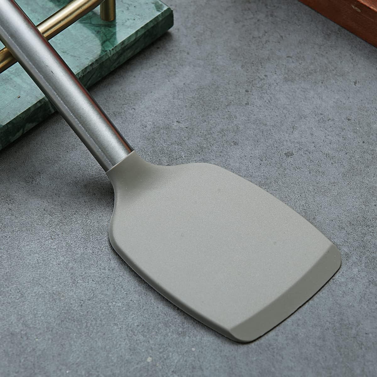 Berglander Spatulas, Non-stick Silicone Solid Turner,Barbecue Spatulas Turner For Cooking, Kitchen Dishwasher Safe, Easy to Clean