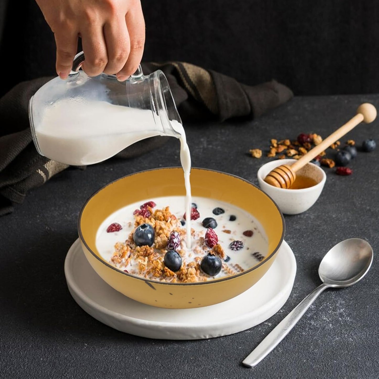 Esfour Round Porcelain Bowls - 20 Ounce - Set of 4 - Microwave, Oven, Dishwasher-Safe, Scratch Resistant, Porcelain Durable Small Dishes Bowls for Cereal, Salad, Pasta, Soup, Dessert - Assorted Vivid