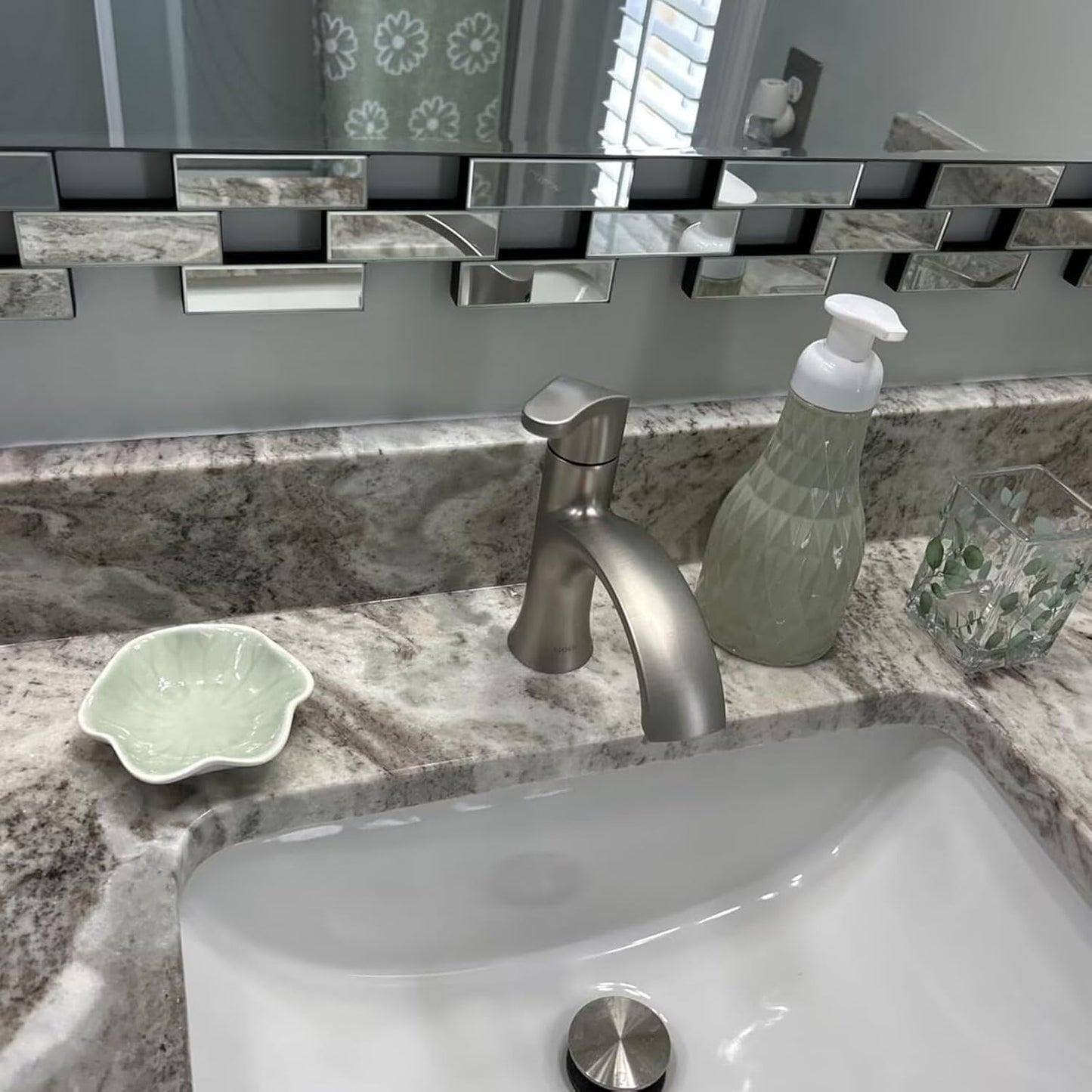 2Pcs Ceramic Jewelry Dish - Lotus Leaf Shape, for Ring Holder Necklace Small Key, Suitable for Mother Friend Sister, Gifts for Women, Cute Plate Trinket Tray, Home Decor (Green-2PCS)