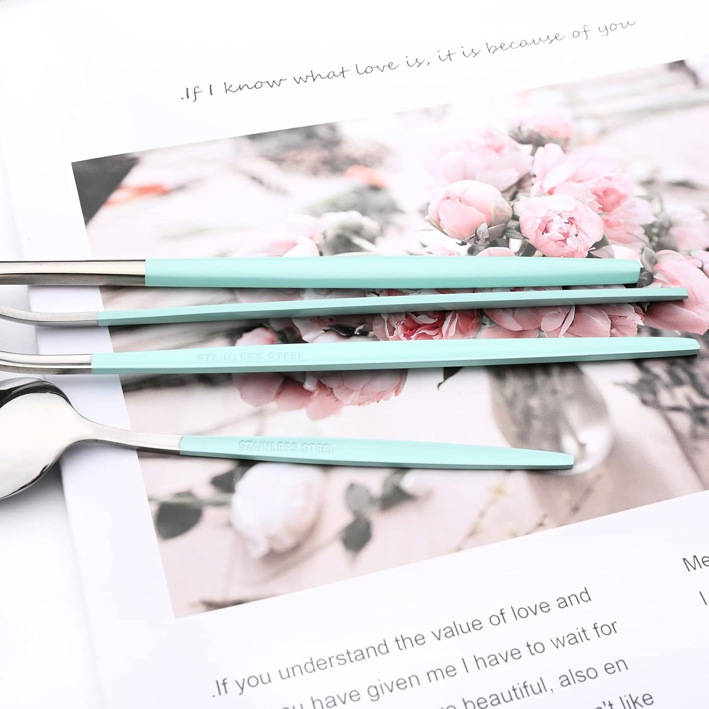 Mirror Cutlery Serving Set, 24-piece 18/0 Stainless Steel Silverware With Mint Green Handle Simple & Modern Tableware For Home Restaurant Dinner, Service For 6 (Mint Green Silver)