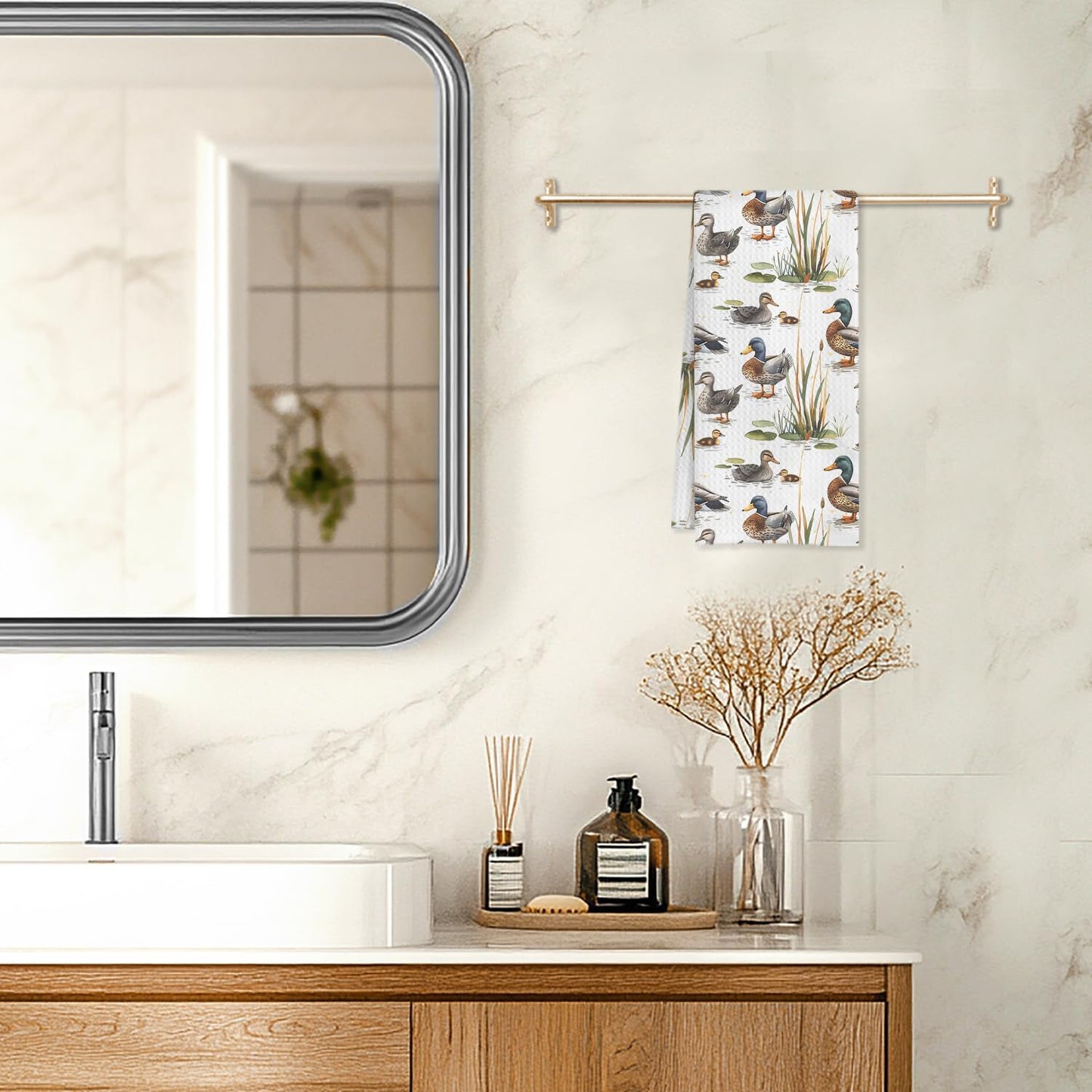 Rustic Botanical Mallard Duck Kitchen Towels, Duck Lover Gifts Decorative Hand Towels for Bathroom, Farm Animal Decor Dish Tea Towels for Kitchen Decor, 16x24 Inches