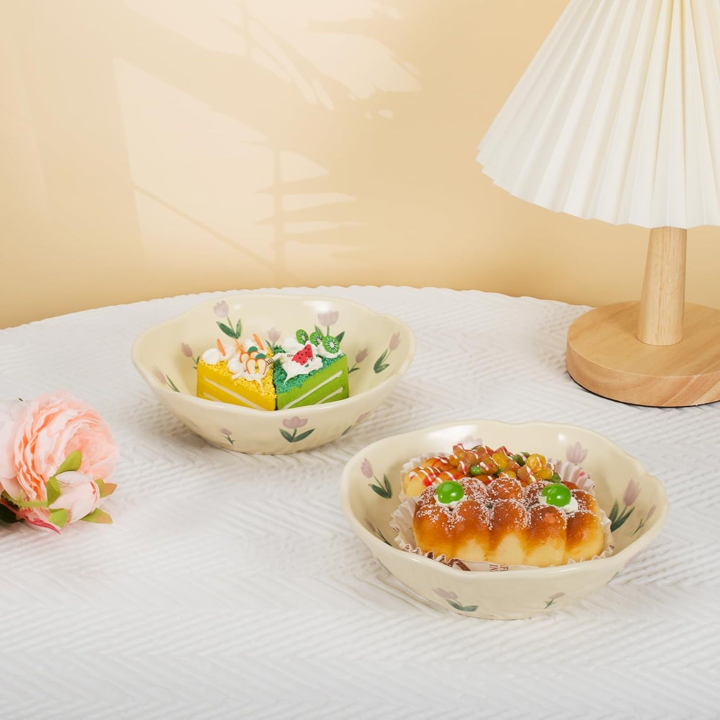 Koythin Salad Bowls, Cute Purple Tulip Flower Ceramic Bowls, Cream Yellow Serving Bowl for Pasta, Cereal, Fruit, Soup, Rice, Dishwasher and Microwave Safe (Purple Tulip Set of 1)