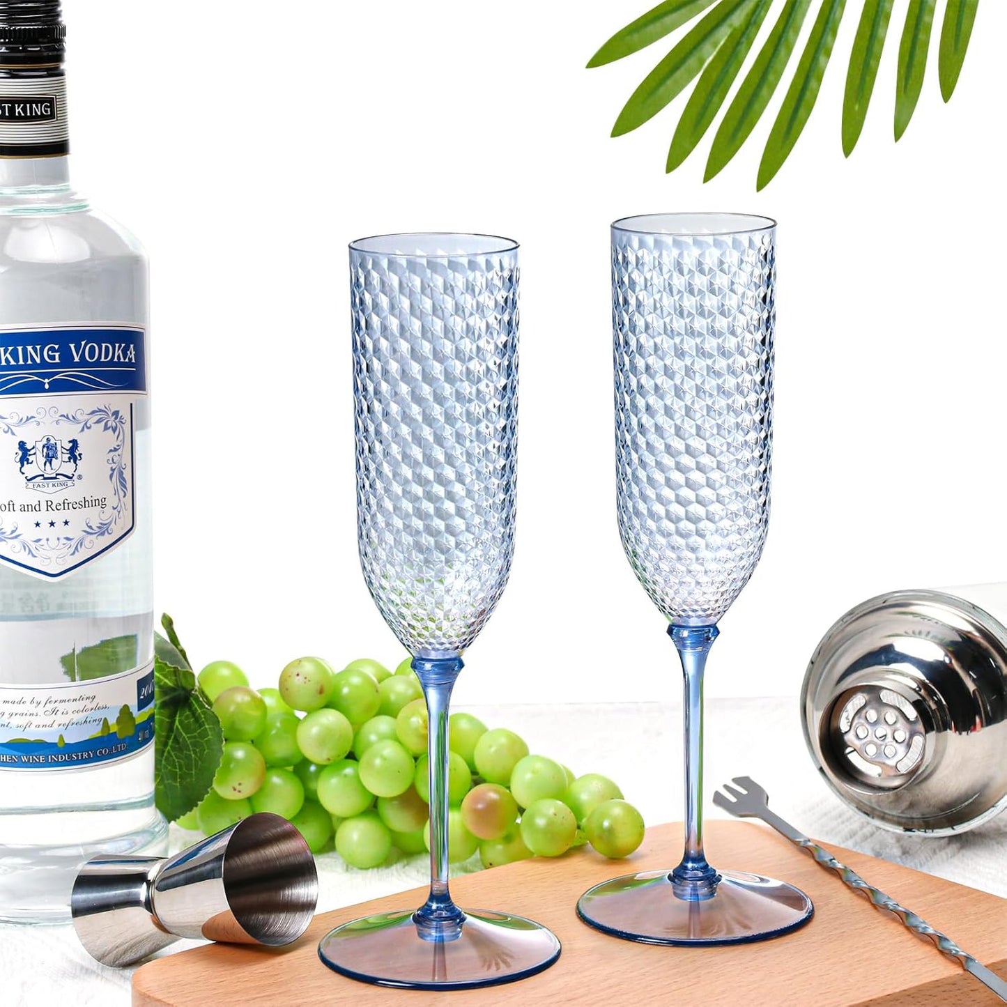 XUWAIDSGN 100 Pack Blue Detachable 2 piece Champagne Flutes 5.5 Oz Unbreakable Plastic Mimosa Disposable Champagne Glasses Drinking Cups Stemmed Reusable Wine Toasting Glasses for Wedding