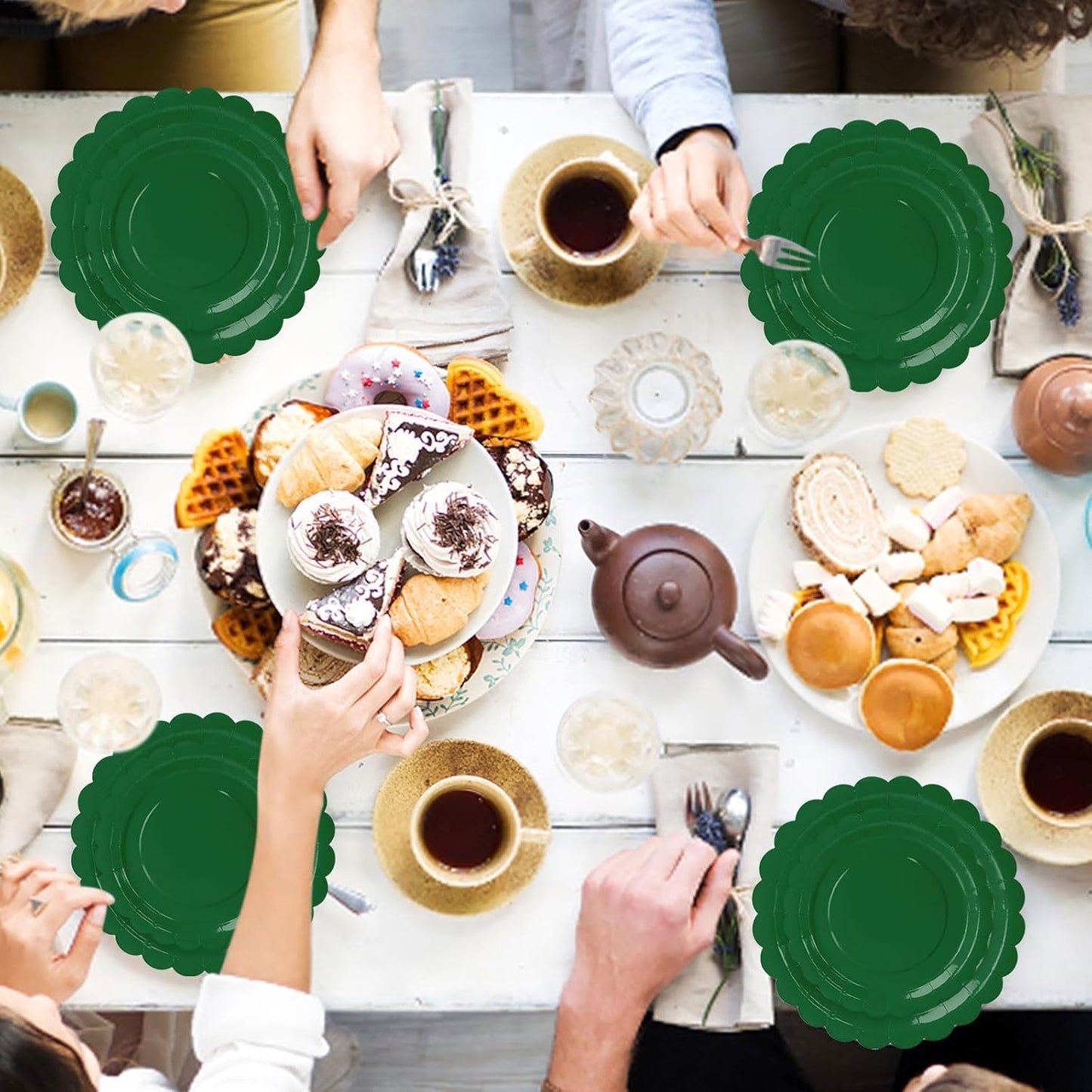 50 Pcs Green Scalloped Paper Plates 25 × 7'' and 25 × 9'' Disposable Green Scalloped Dinner Plates for Wedding Baby Shower Birthday Party Disposable Dessert Plate