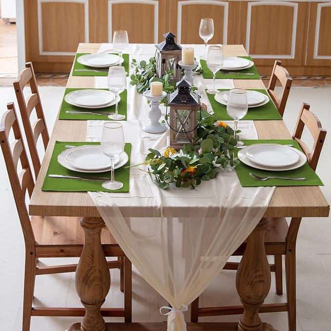 Linen Fabric Placemats Set of 4, Machine Washable, Heat Resistant, Wrinkle Free, Thick Polyester Kitchen Place Mats for Dining Table (Green)