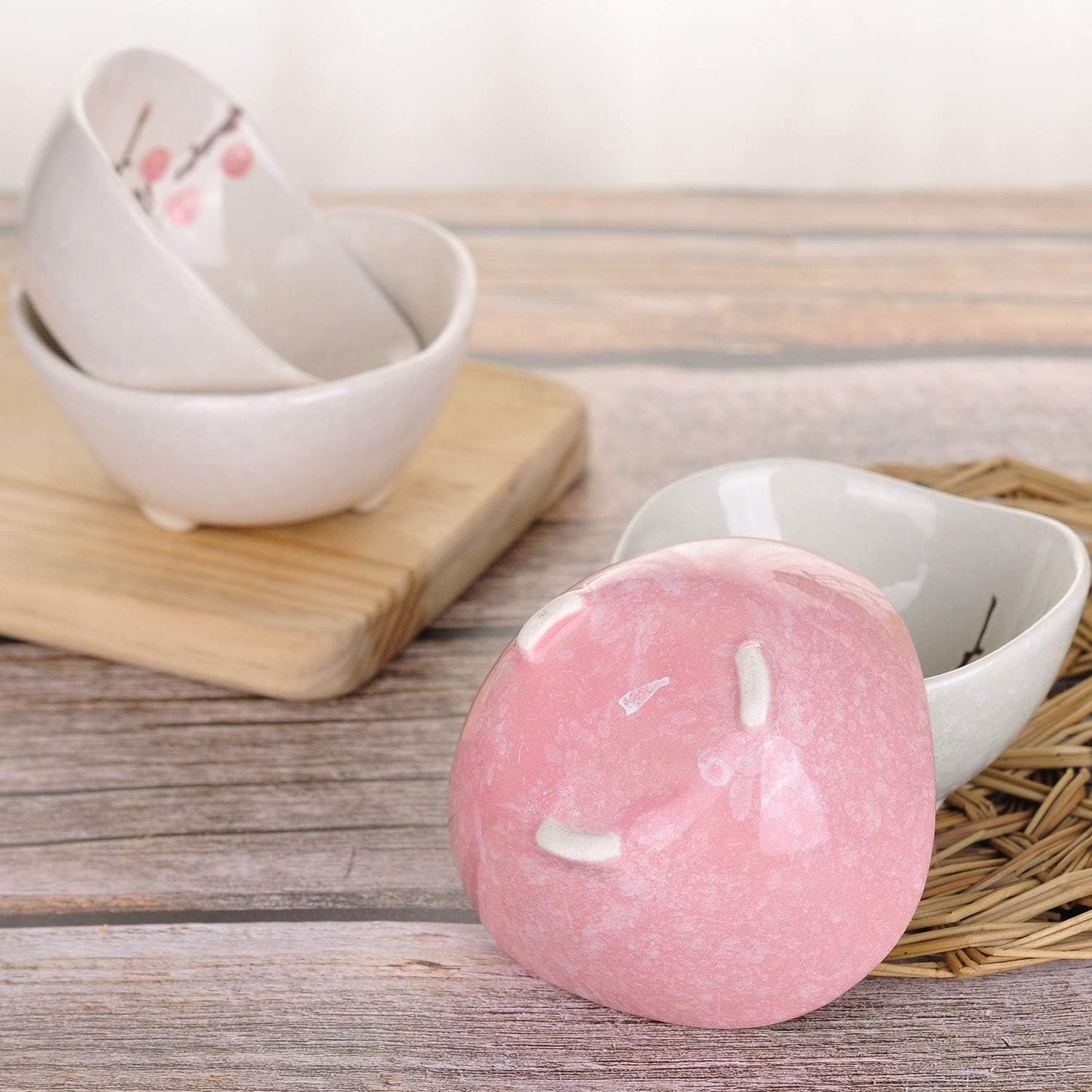 VanEnjoy Ceramic Japanese Dipping Bowl Soy Sauce Seasoning Dishes Soy Dipping Sauce Dishes set of 4, Floral pattern with Flower shape (leaves) (fruit)