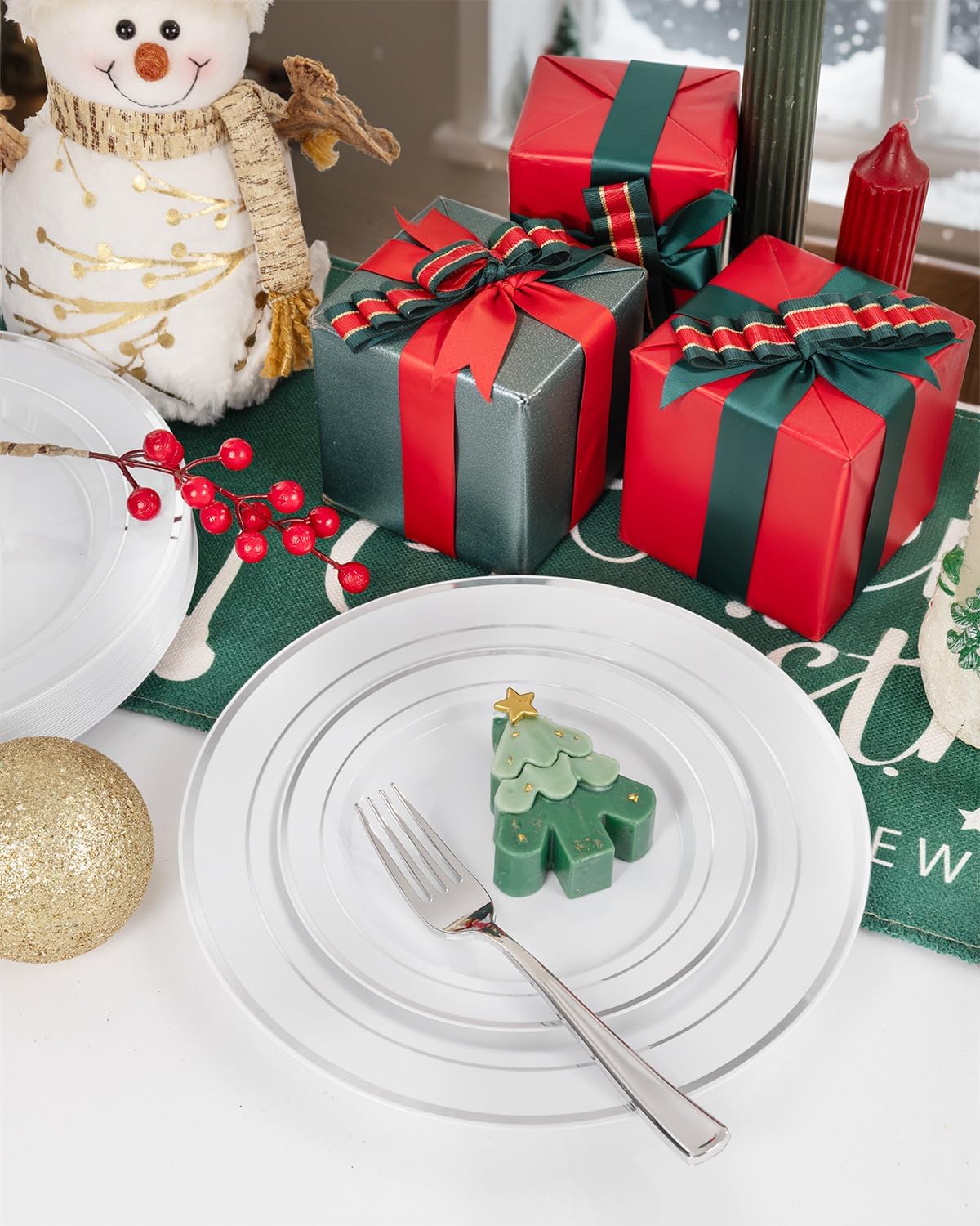 WDF 175PCS White and Silver Plastic Plates - Christmas Plastic Plates - 25Guests Silver Disposable Dinnerware Sets for Wedding/Birthday/Christmas