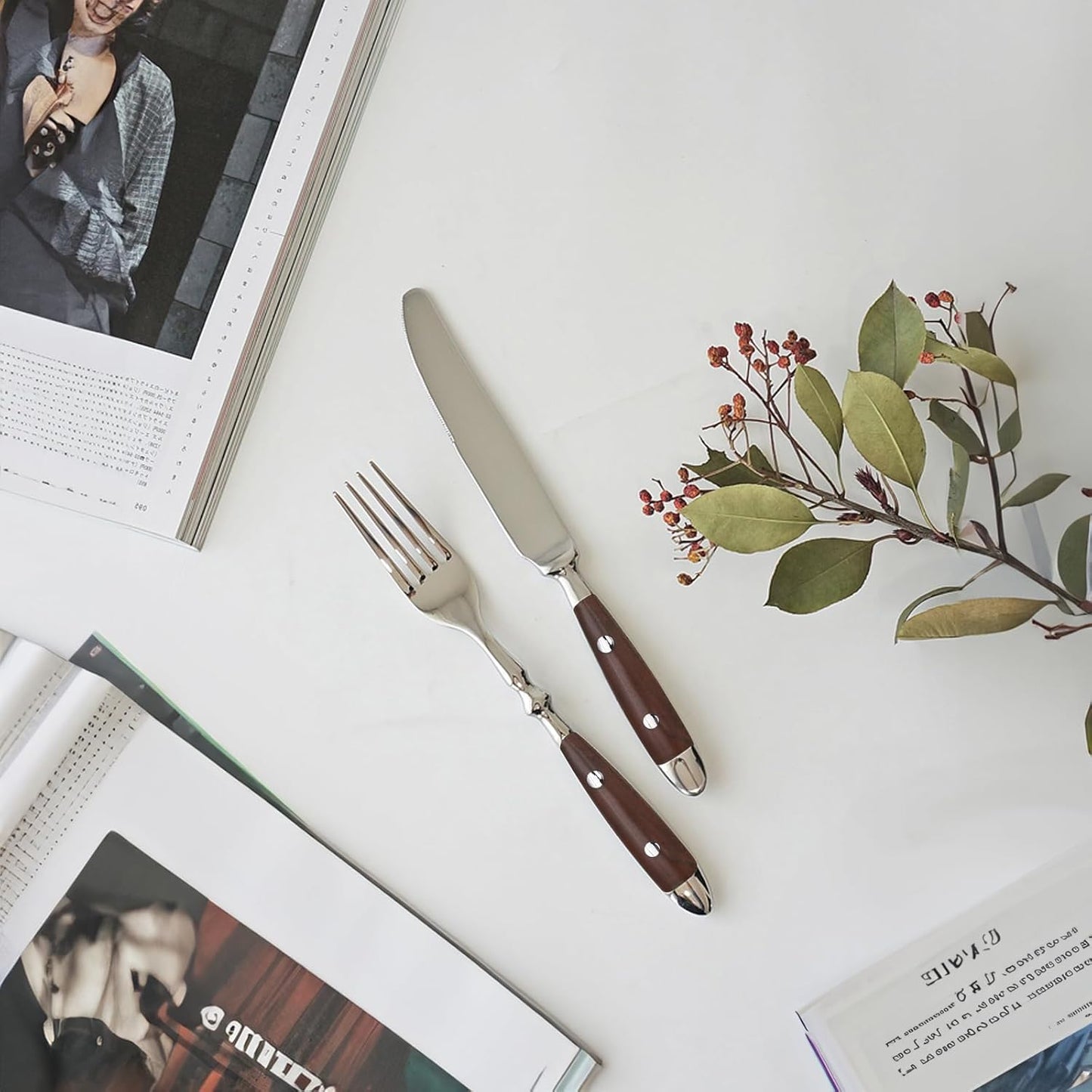 5-Piece Silverware Set, Stainless Steel Flatware Set, Service for 1, Vintage Cutlery Set with Wooden Color Bakelite Handle, Dishwasher Safe