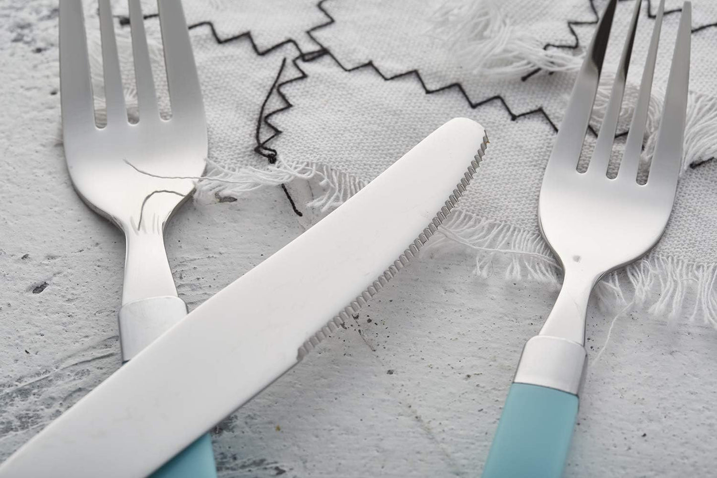 ANNOVA Silverware Set Stainless Steel Colorful Tableware Kitchen Flatware Set Utensils, Includes Dinner Knives, Forks, Spoons, Salad Forks & Dessert Spoons (Turquoise, 20 Pieces)