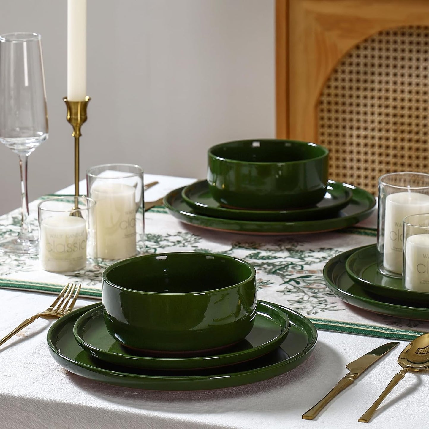 GZG Modern Art Series - 18 Pcs Speckled Stoneware Plates and Bowls Sets, Ceramic Dinnerware Set with Rustic Terracotta Underside, Microwave and Dishwasher Safe Handcrafted Dishes Set - Verdant Green