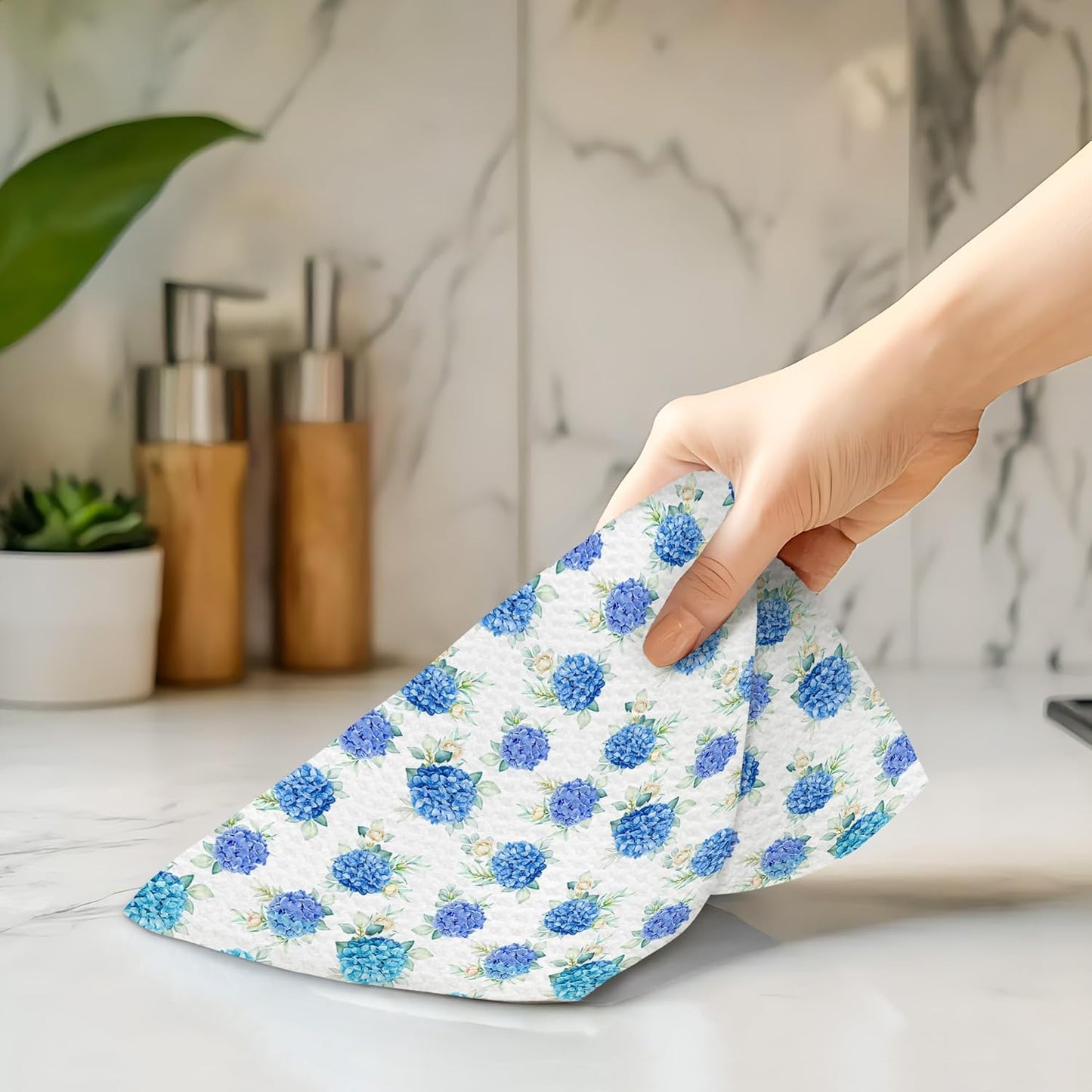 Blue Hydrangea Flower Kitchen Towels, Vintage Farmhouse Floral Hand Towels for Bathroom Decor, Rustic Cottagecore Hydrangea Dishcloths Dish Towel for Kitchen 16x24 Inches