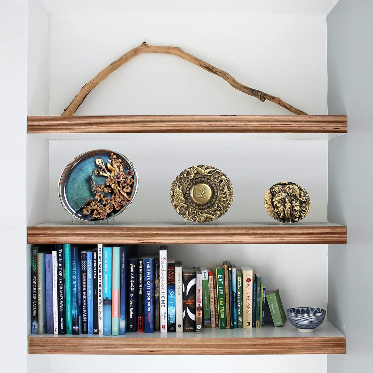 Boloyo Flat Back Acrylic Plate Display Stand , 6 Inch 5PC Clear Acrylic Display Holder Easel Base for Home Office Kitchen School Art Display