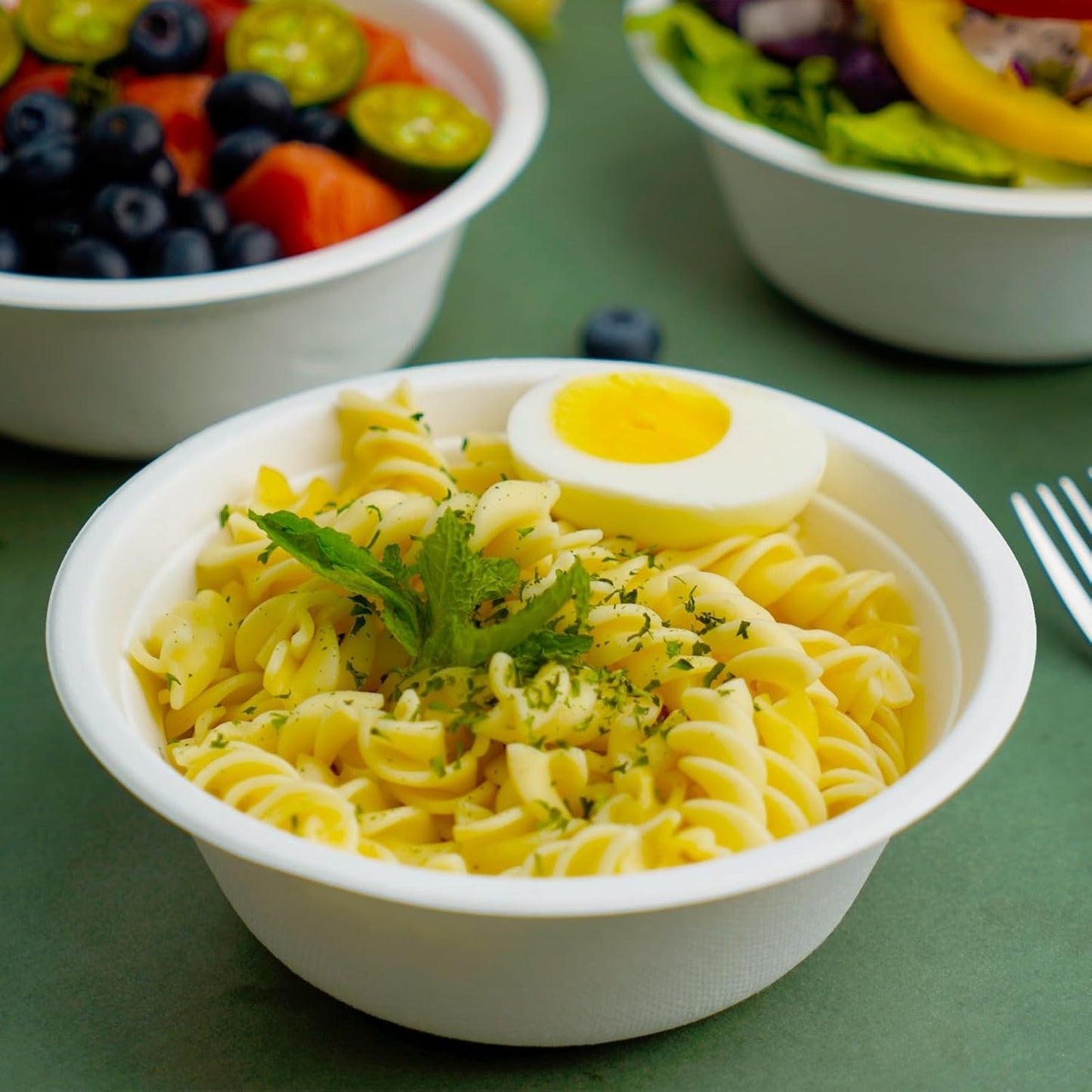 200 Count 16 oz Paper Bowls, Disposable Compostable Bowls, Heavy Duty Biodegradable Sugarcane Bagasse Bowl for Breakfast, Salad, Snacks, Fruits, Desserts, White