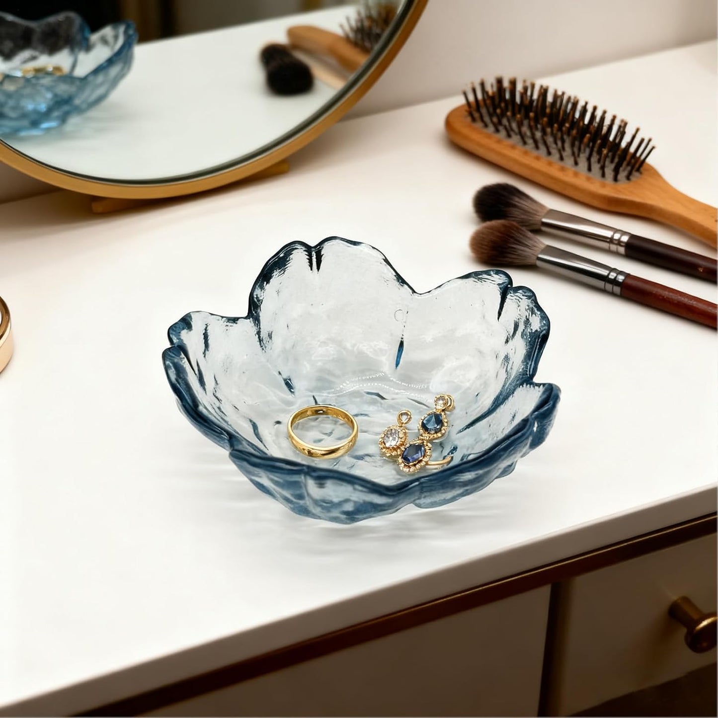 Flower Ring Dish Jewelry Tray, Glass Jewelry Dish Tray, Aesthetic Room Decor Small Trinket Dish, Nightstand Jewlery Ring Holder Dish, Bathroom Jewelry Plate Bowl for Rings Earrings Wife Gift (Blue)