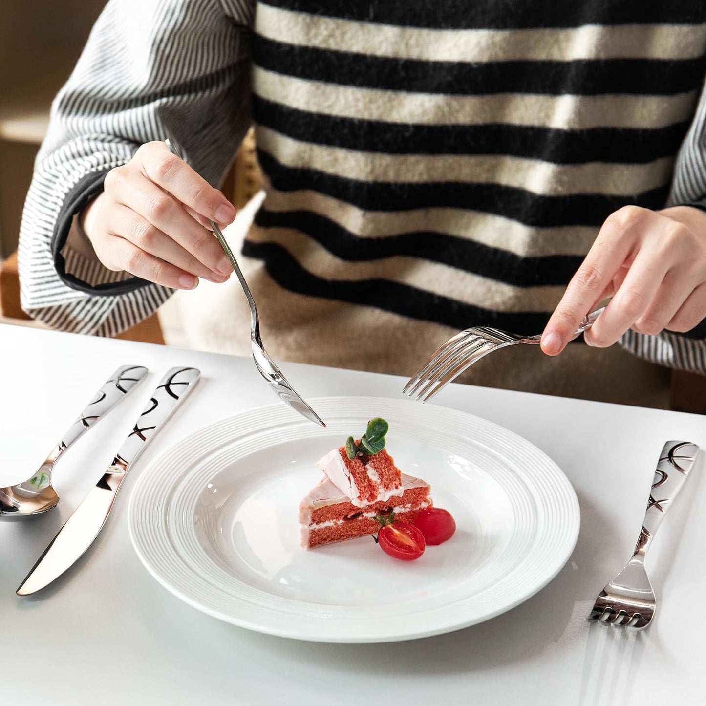 HIKAA 40PCS Stainless Steel Silverware Set, Modern Flatware Set for Kitchen, Mirror Polished Cutlery Set with Forks, Spoons and Knives，Dishwasher Safe