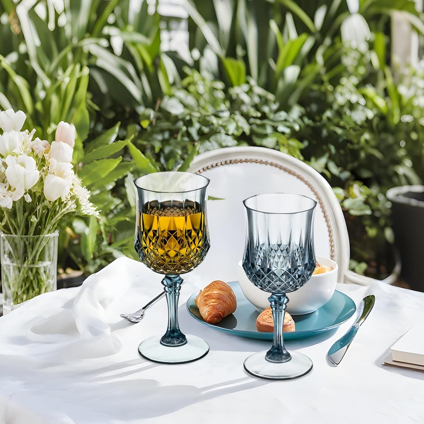 7OZ Plastic Wine Glasses, 24Pcs Blue Reusable Drinking Cups Vintage Champagne Flutes, Plastic Crystal Water Goblets for Parties Stemmed Shatterproof Drinking Glasses for Wedding, Toasting Party