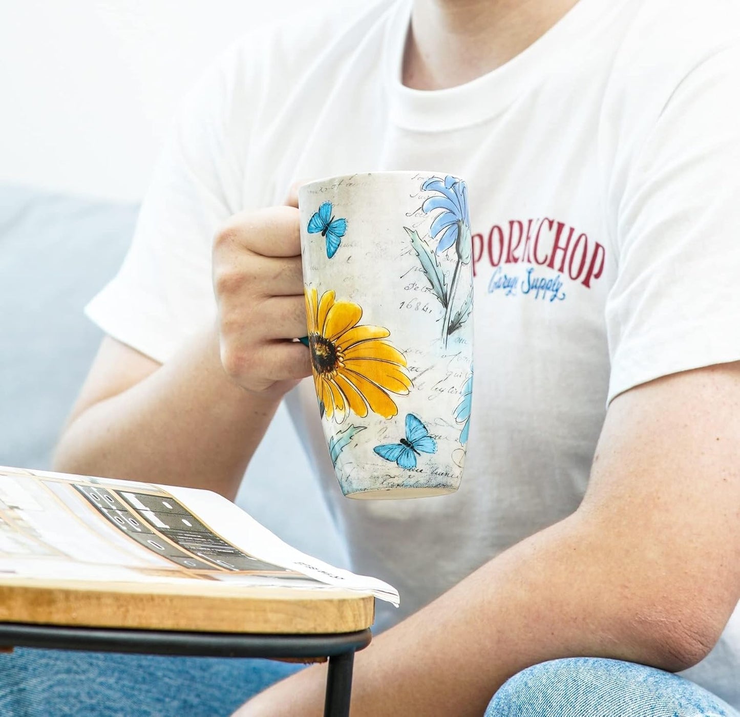 Topadorn 17 Oz Ceramic Travel Mug with Handle, Splash-Resistant Slider Lid, Suitable for Coffee and Tea, Microwave & Dishwasher Safe, Flowers & Butterflies