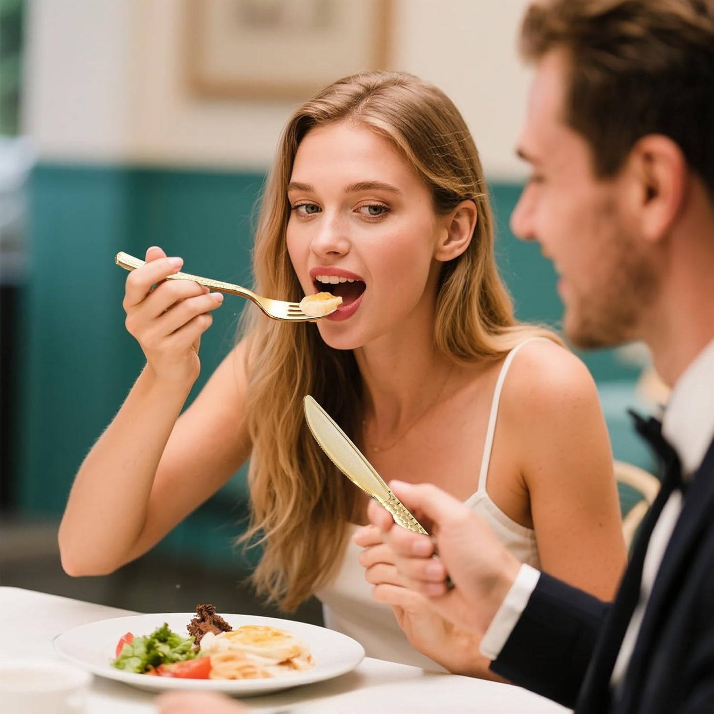 WELLIFE 50 Pack Gold Plastic Silverware with Pre Rolled Napkins,Gold Disposable Utensils, Includes: 50 Forks,50 Knives,50 Spoons,50 Napkins,gold Silverware Disposable