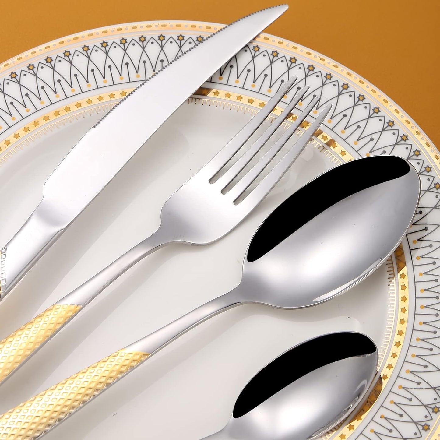 A·HOUSEWARE Hammered Silverware Gold and Silver Flatware Stainless Steel Cutlery Sets for 4 Forks Spoons knives Patten Handle Kitchen Utensils for Restuarant and Home