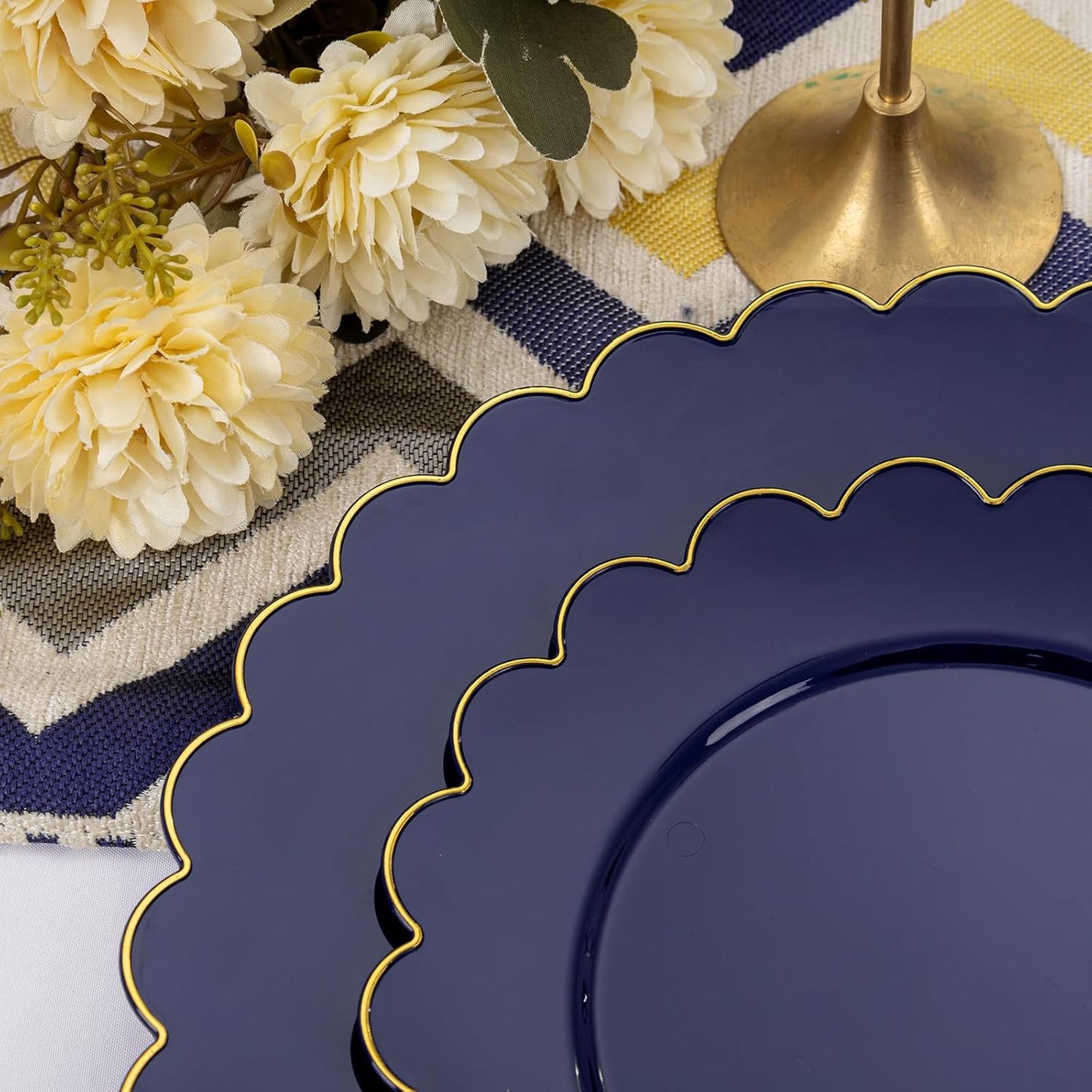 LIYH 210 Pcs Navy Blue Plastic Plates - 4th of July Party Decorations for Independence Day,Blue Plastic Scalloped Plates Disposable Gold Silverware for Wedding & Party