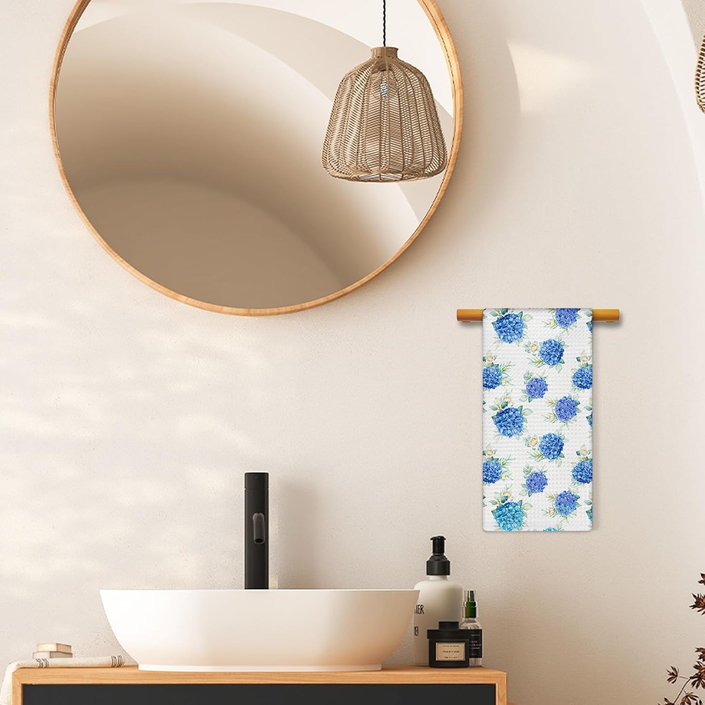 Blue Hydrangea Flower Kitchen Towels, Vintage Farmhouse Floral Hand Towels for Bathroom Decor, Rustic Cottagecore Hydrangea Dishcloths Dish Towel for Kitchen 16x24 Inches