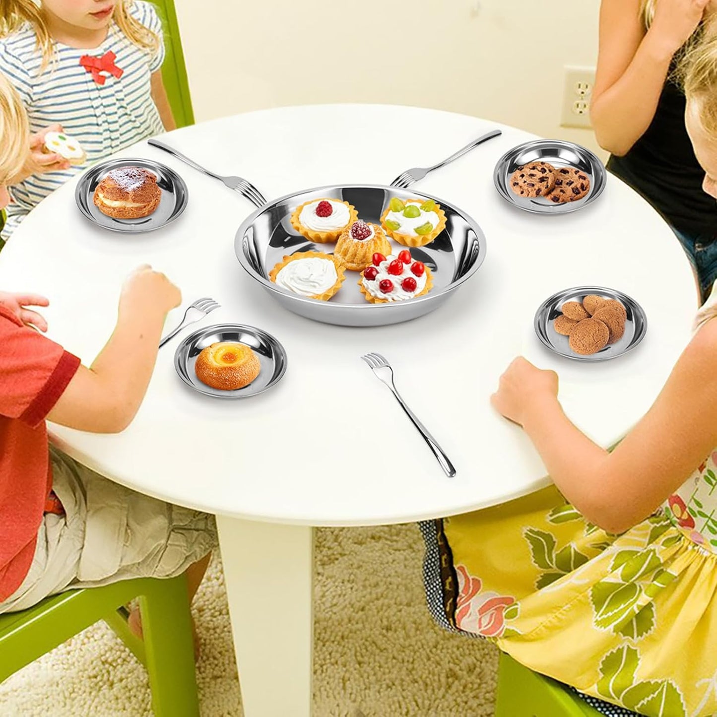 Patterned Deep Stainless Steel Plates, 4 Set 7 inch 201 Metal Food Serving Plate, Reusable Snack Eating Dishes Round Shatterproof Silver Dinnerware for BBQ Dinner Oven Dishwasher Safe