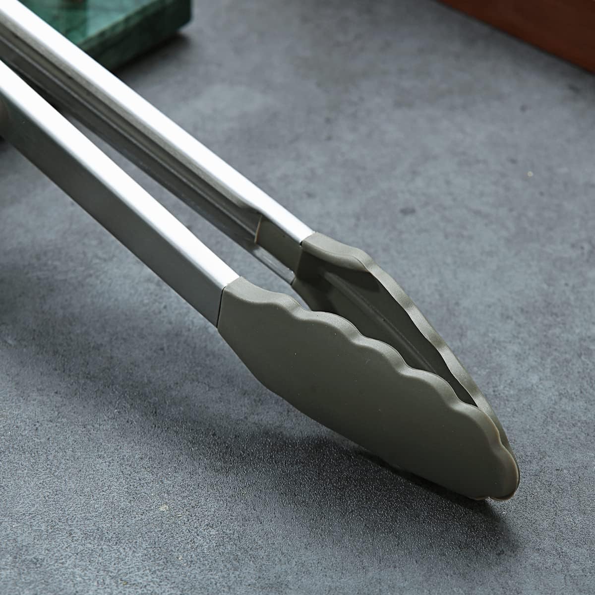 Berglander Cooking Tongs Heavy Duty Food Tongs For Cooking With Silicone Tips, Kitchen Tongs, Grill Tongs, Dishwasher Safe, Easy to Clean